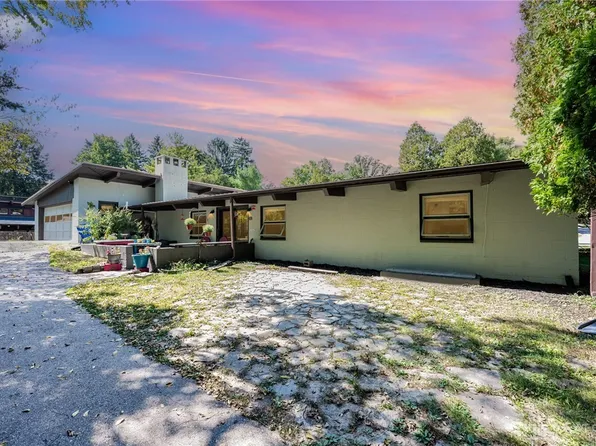 1315 Corry St, Yellow Springs, OH 45387