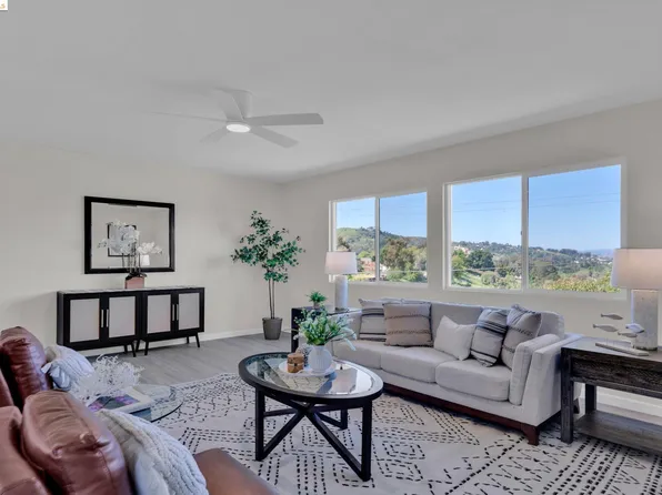 3070 Sun Ct, Richmond, CA 94803
