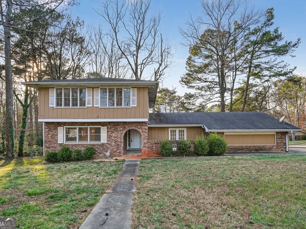 4525 Cherie Glen Trl, Stone Mountain, GA 30083