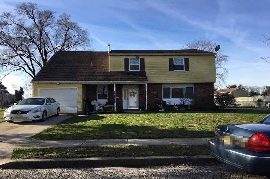 2 Deerfield Ln photo 1