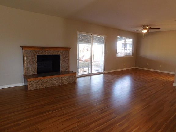 3rd image of 312 Herman Ave