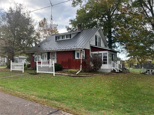 90 N Jefferson St, Alliance, OH 44601