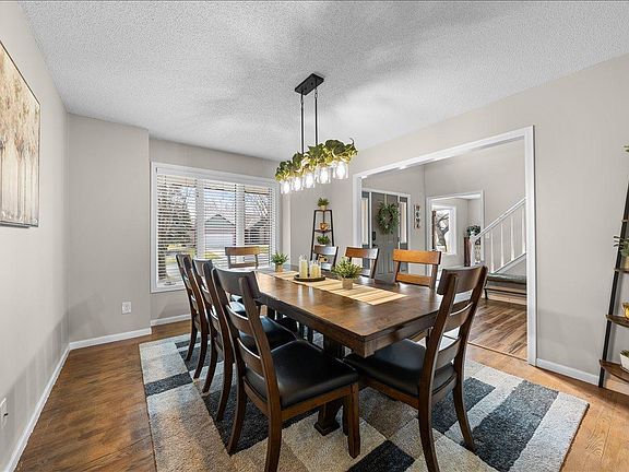 4th image of 139 Ridge Way