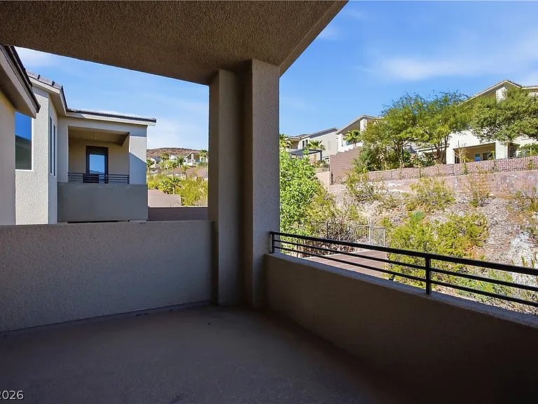 8 Vista Outlook St — Photo 47