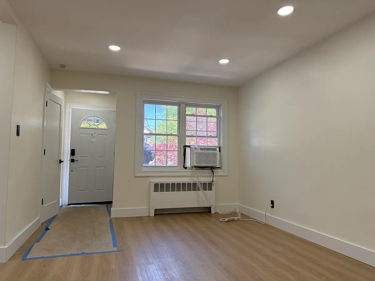 Building Photo - 3188 Rawlins Ave #M