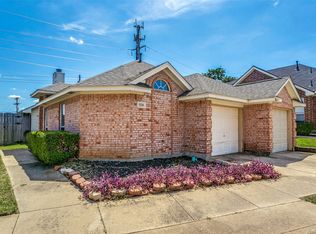 1228 Falcon Trl, Bedford, TX 76021