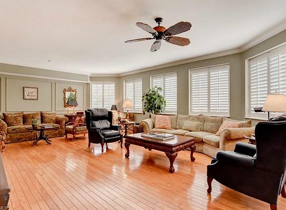 5th image of 2728 Tiburon Blvd E APT 102