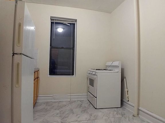 2nd image of 1014 55th St #3A
