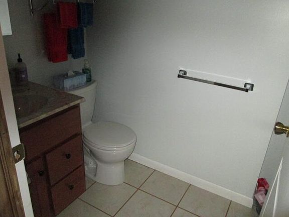 4th image of 8453 N Perry Ave