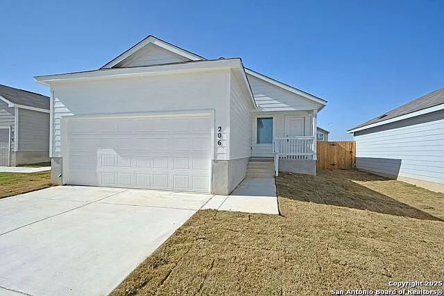 206 Charles Way — Photo 1