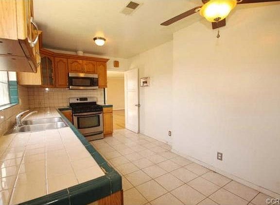 4th image of 4504 Livia Ave