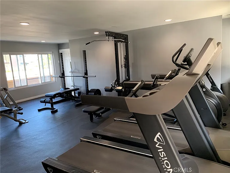 3220 Altura Ave #305 — Photo 21
