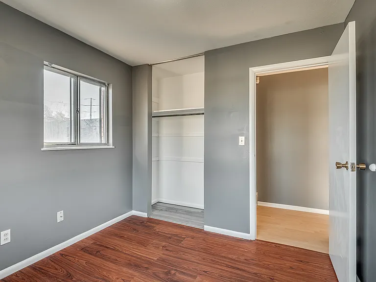 2520 SW 68th St — Photo 40