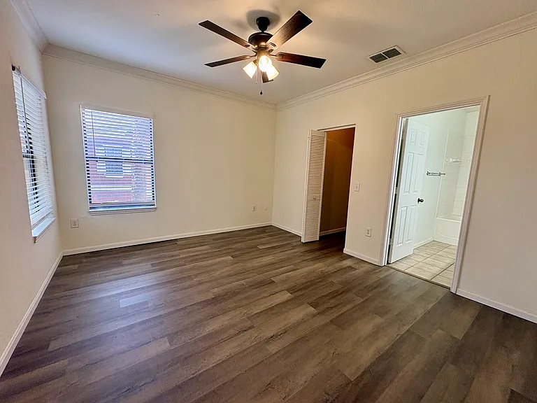 2151 Chianti Pl #127 — Photo 11