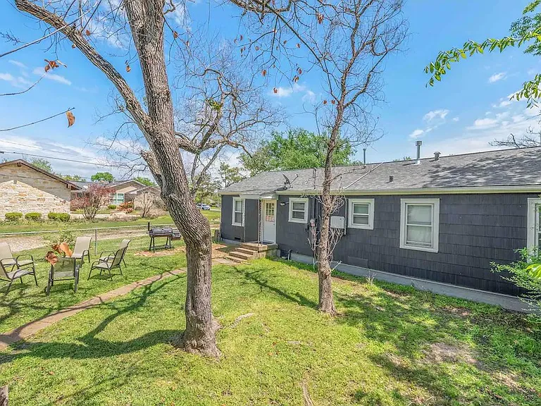 505 Bolton Ave — Photo 15