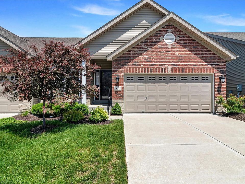 1st image of 16127 Amber Vista Dr