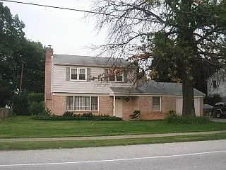 235 Edgewood Rd photo 1