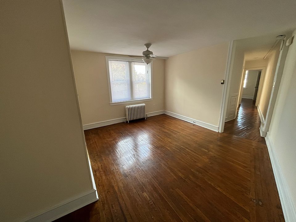 1st image of 8000 Germantown Ave APT 3R