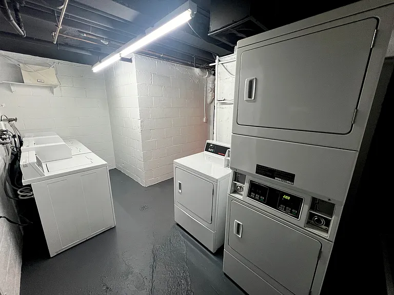 118 Greenleaf St #9 — Photo 9