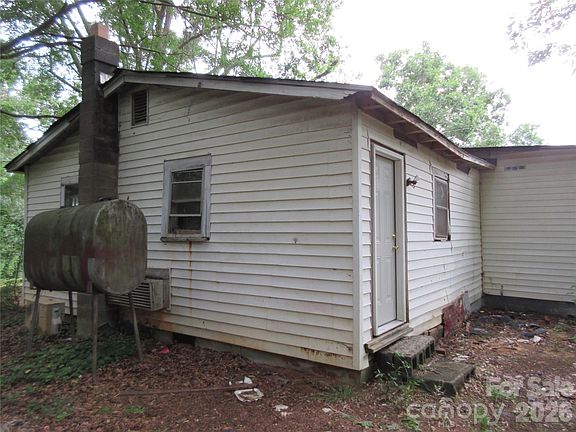 3rd image of 114 Shady Ln