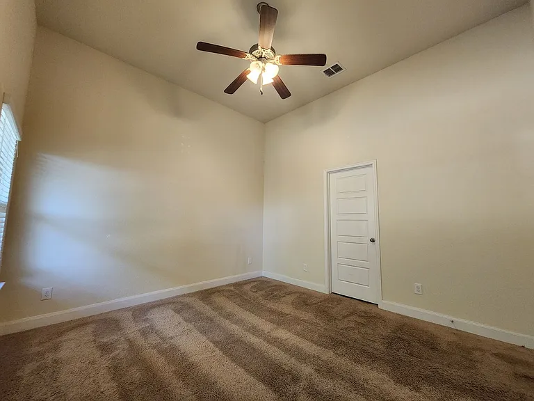1201 Old FM 306 — Photo 14