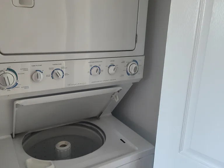 21085 Jenna Ct — Photo 5