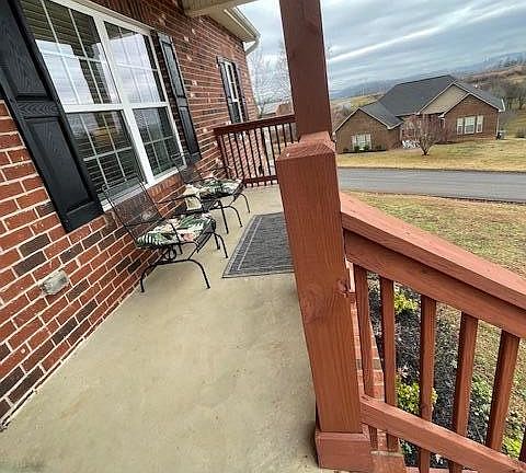 5th image of 1415 Benjamin Blvd