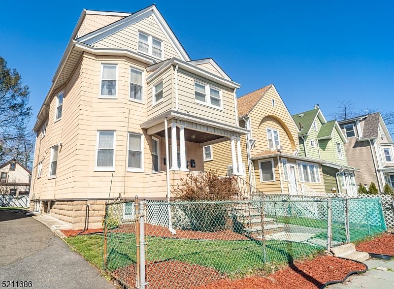 1st image of 65 Westcott St