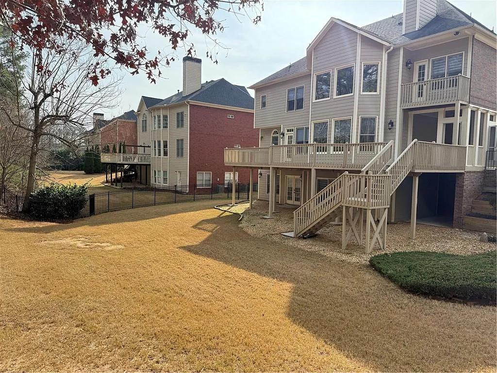 5 bed, 4.5 bath, 5397 sqft, $5,500 — Photo 3
