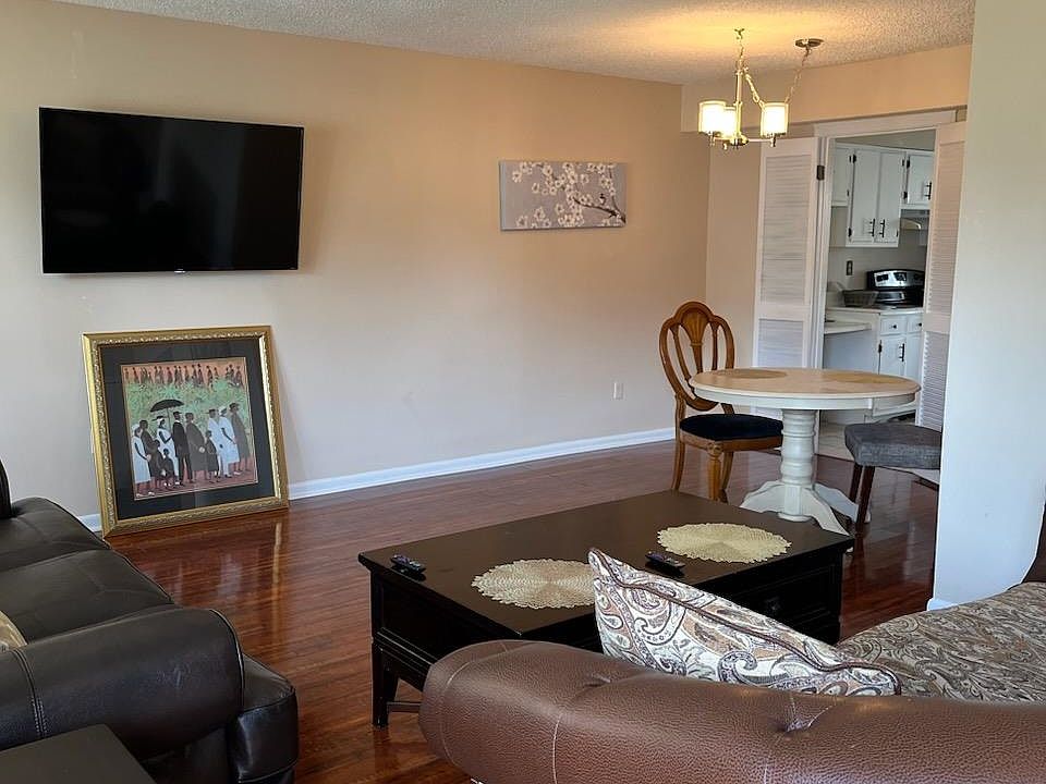 1st image of 5233 Chatfield Dr #5235