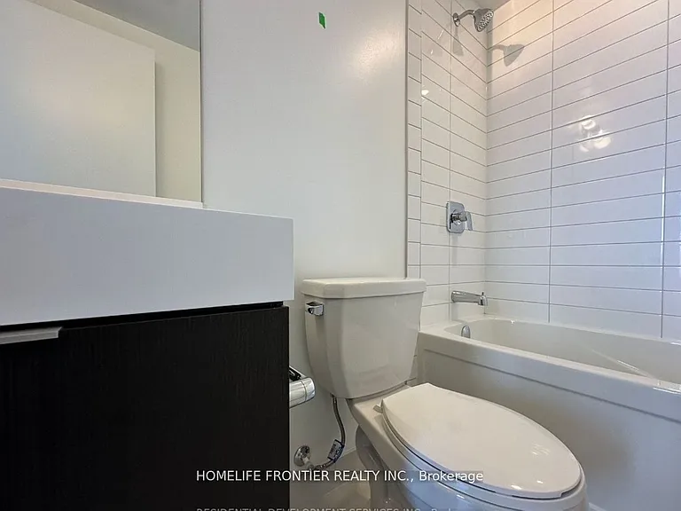 3100 Keele St #318 — Photo 6