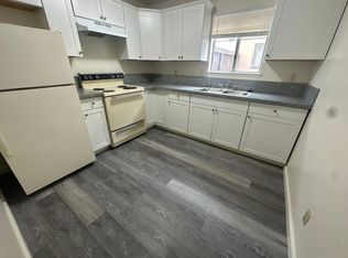 32 S Parsons Ave #A, Merced, CA 95341