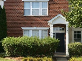 971 Quill Ln, Woodstock, IL 60098