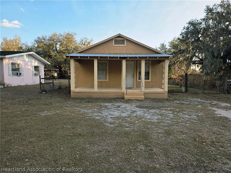 1st image of 430 4th St E