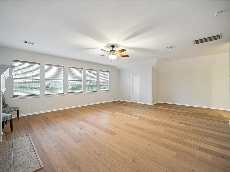226 Jade Point — Photo 29