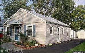 2nd image of 223 Franklin Ave
