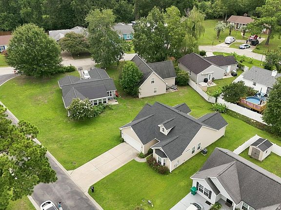 3rd image of 2375 Morlynn Dr.