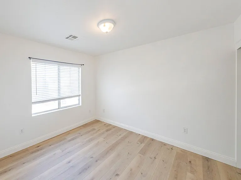 8146 Golden Flowers St — Photo 14