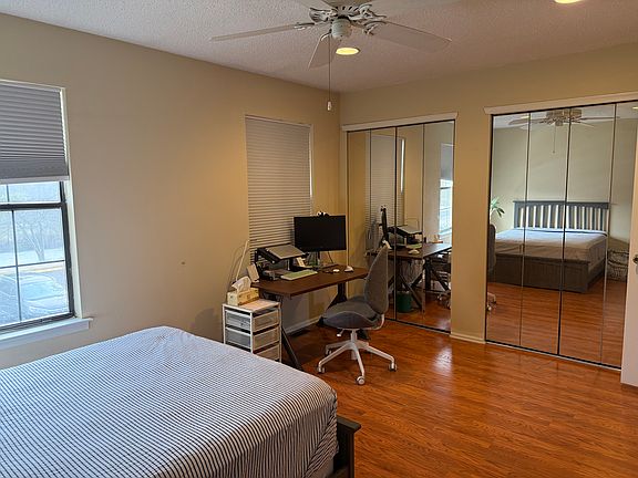 5th image of 463 Penns Way