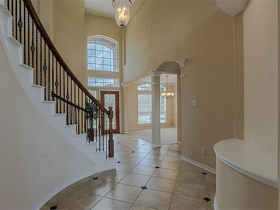 3rd image of 16726 Dellwood Springs Dr
