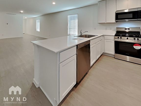 4th image of 21211 Fieni Dr