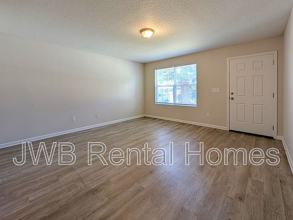 4th image of 8216 Eaton Ave
