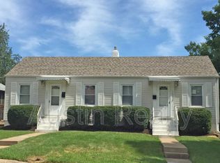 10235 Saint Katherine Ln, Saint Ann, MO 63074