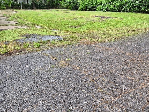 4th image of 517 W Rankin Ave