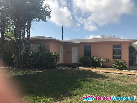 1st image of 1501 W Terrace Dr