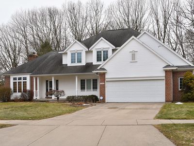 3724 Windwood Dr NE, Rockford, MI, 49341