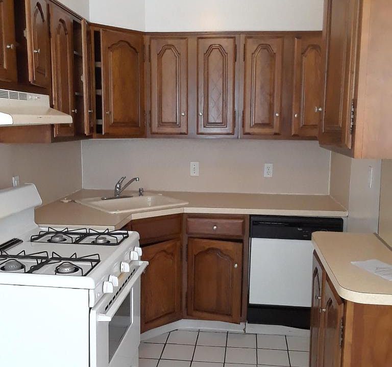 1st image of 7212 Lynford St