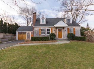 12 Walmsley Rd, Darien, CT 06820