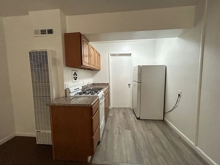 2115 Haste St #109 — Photo 7