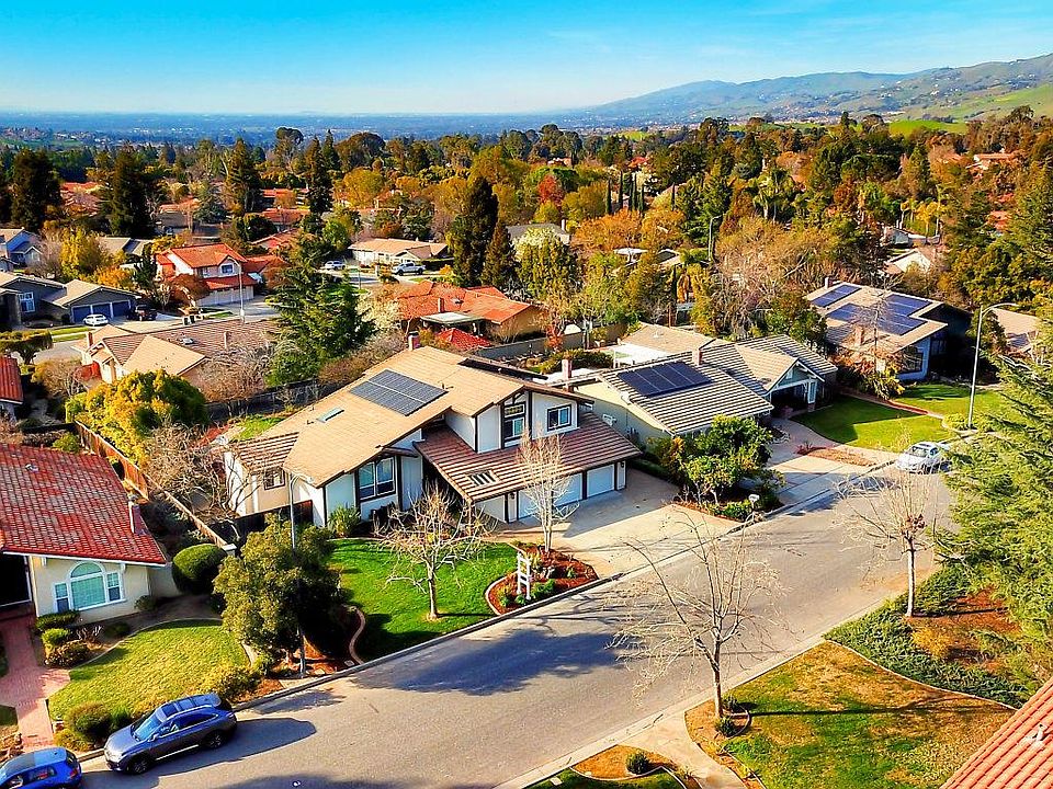 1st image of 3153 Royal Meadow Ln